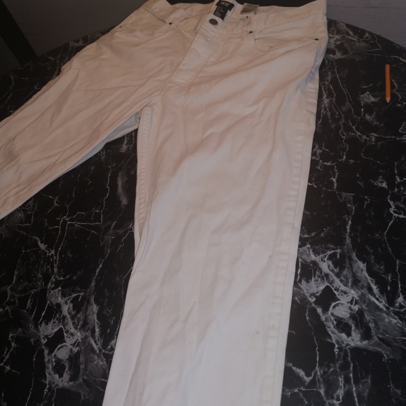 White men slim-fit pants from H&M - Picture 2 of 4